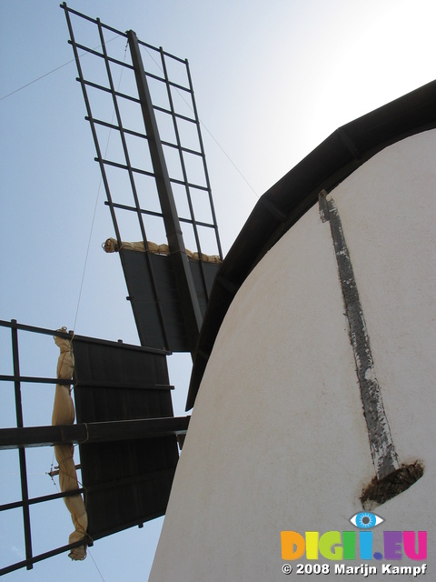 27783 Windmill blades back Windmill museum Tiscamanita